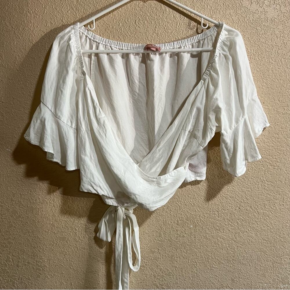leRumi Denali Top Medium Off Shoulder Wrap Cropped Surplice V-Neck Linen Blend - Picture 2 of 9